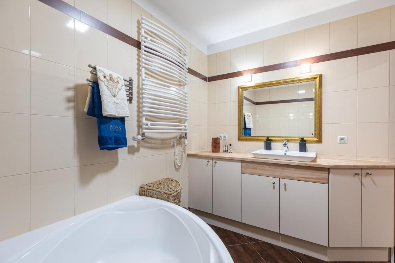 Apartmán Superapart Wilanowska 7, "Pet-Friendly With Elevator & Parking" Varšava Exteriér fotografie